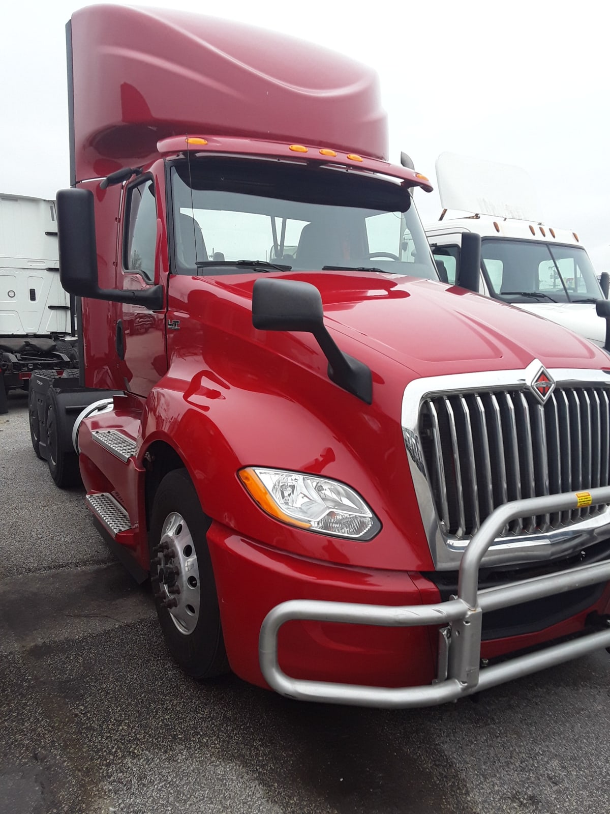 2020 Navistar International LT625 DAYCAB T/A 273279