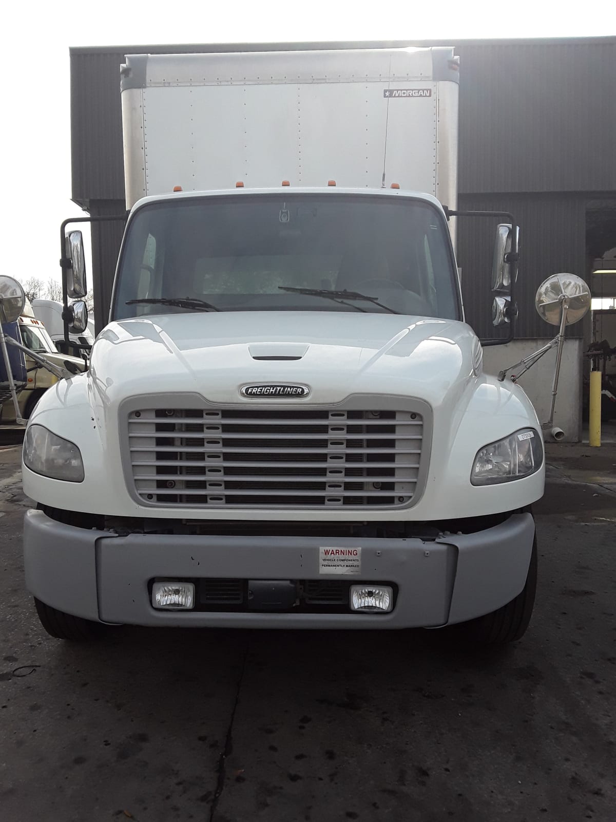 2020 Freightliner/Mercedes M2 106 273305