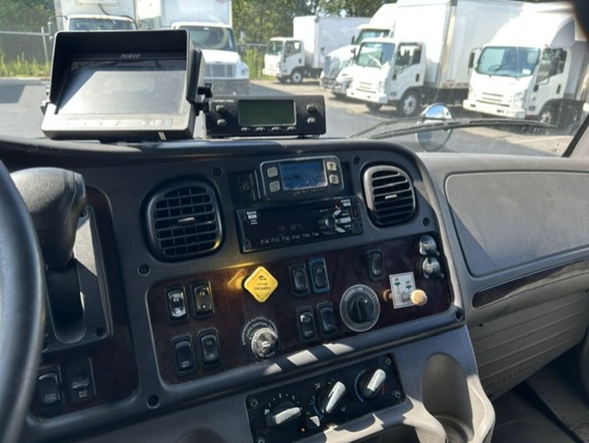 2020 Freightliner/Mercedes M2 106 273362
