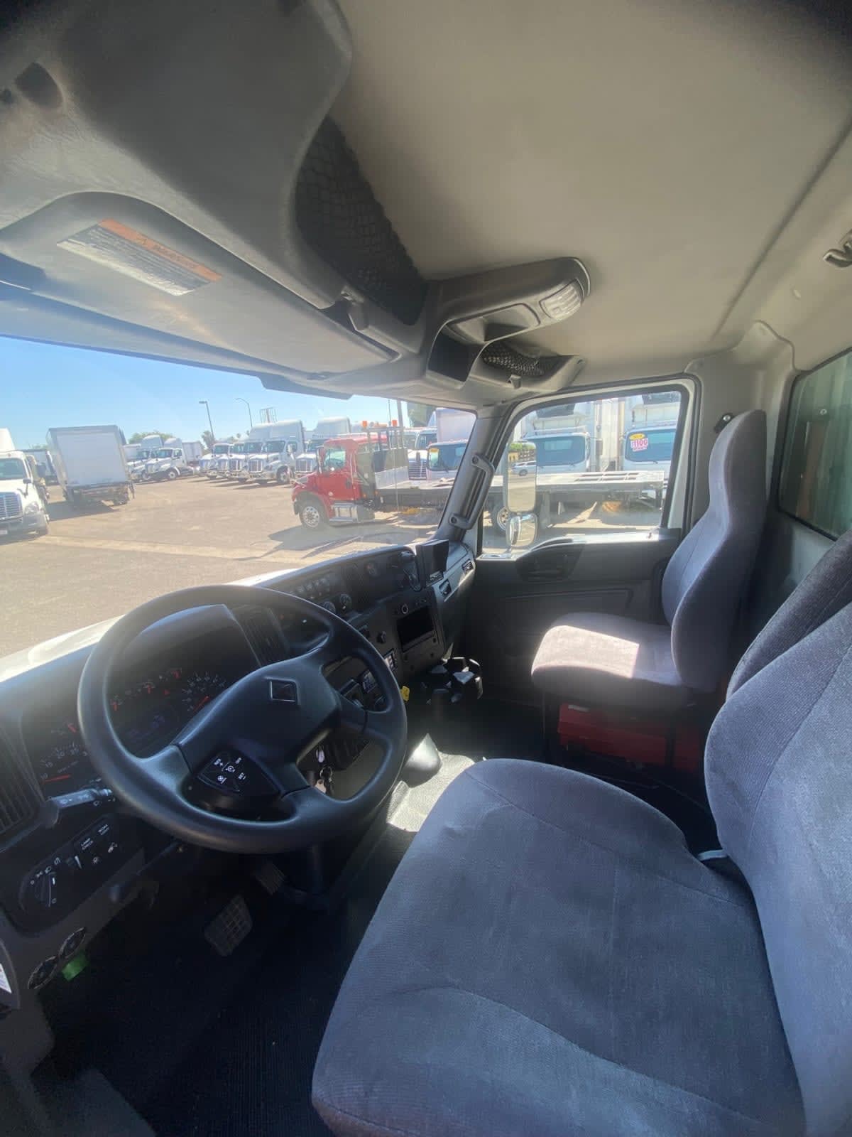 2020 Navistar International MV607 (4X2) 273387
