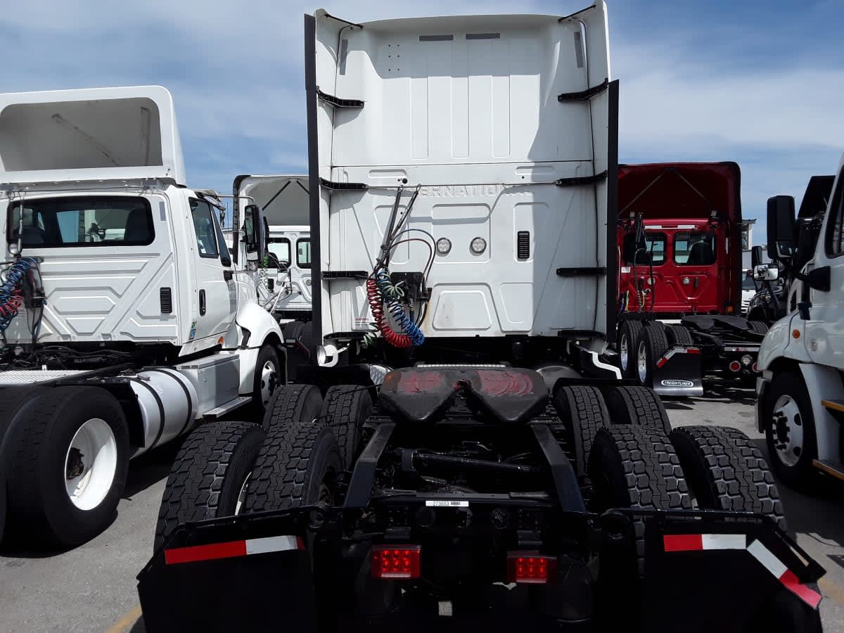 2020 International - image 5