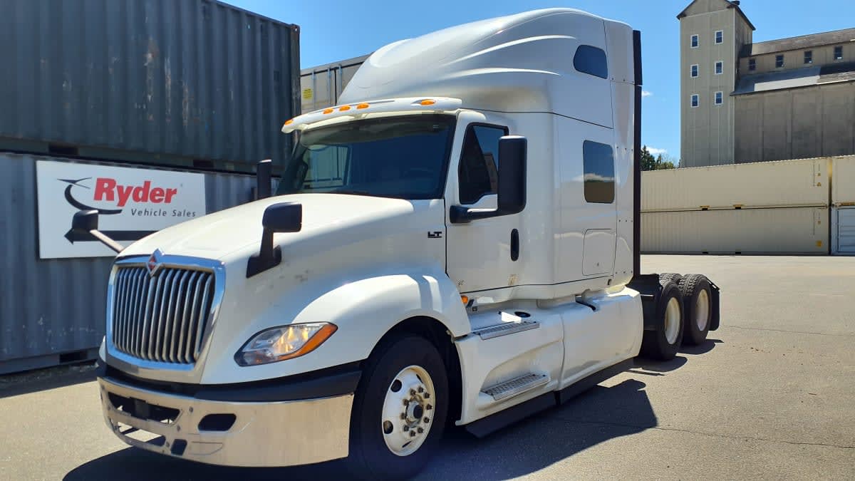 2020 Navistar International LT625 SLPR CAB 273555