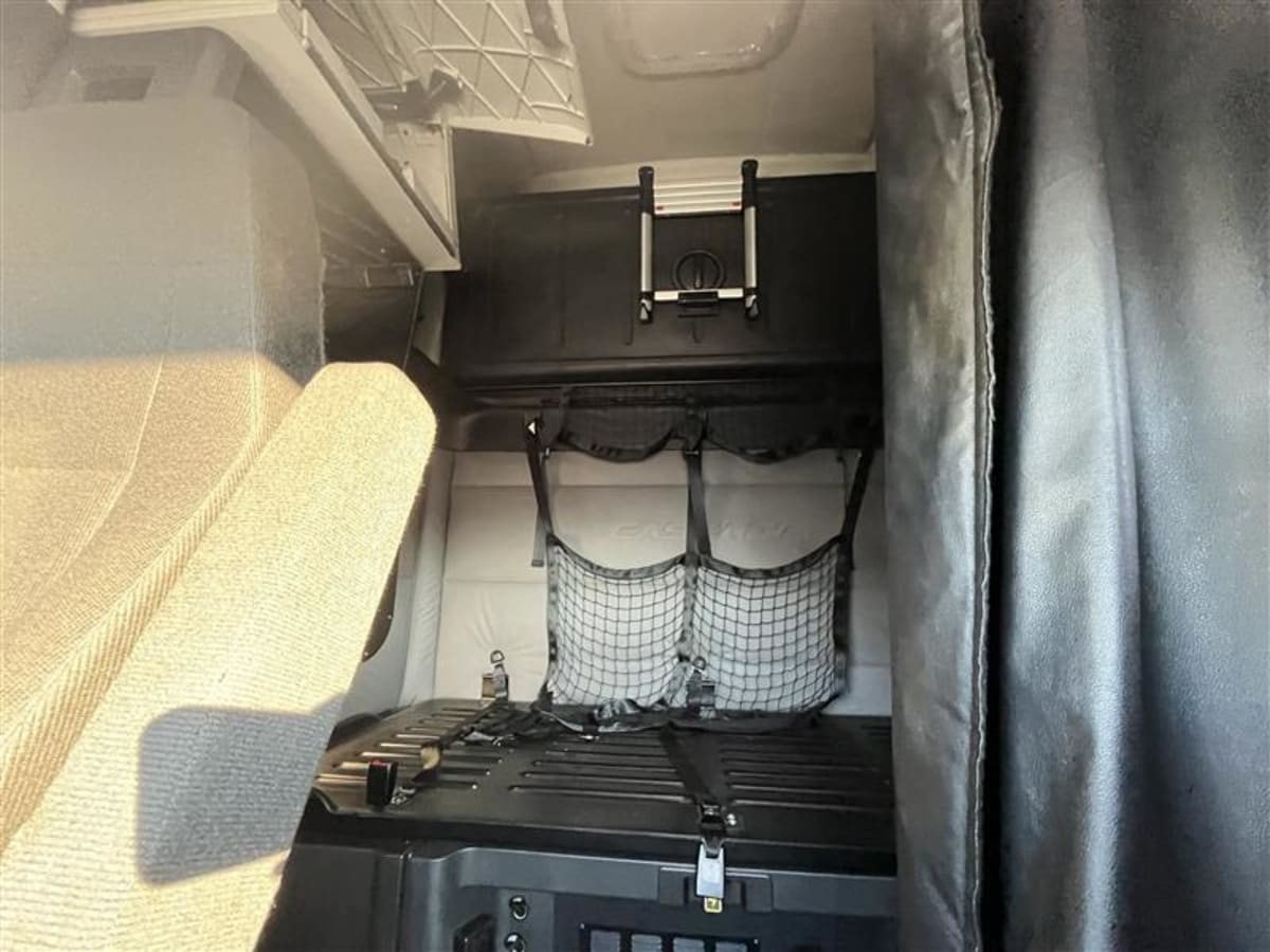 2020 Freightliner/Mercedes NEW CASCADIA PX12664 273620