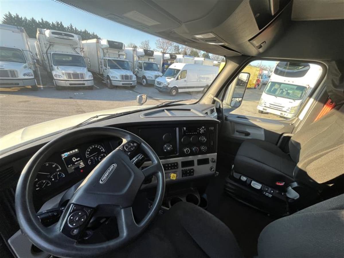 2020 Freightliner/Mercedes NEW CASCADIA PX12664 273620
