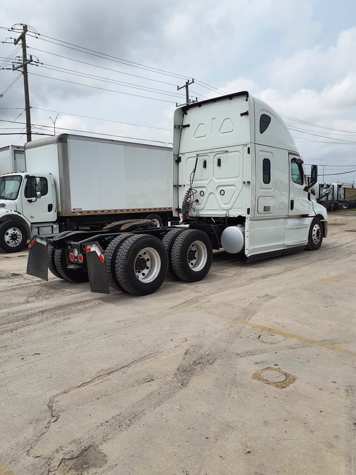 2020 Freightliner/Mercedes NEW CASCADIA PX12664 273653