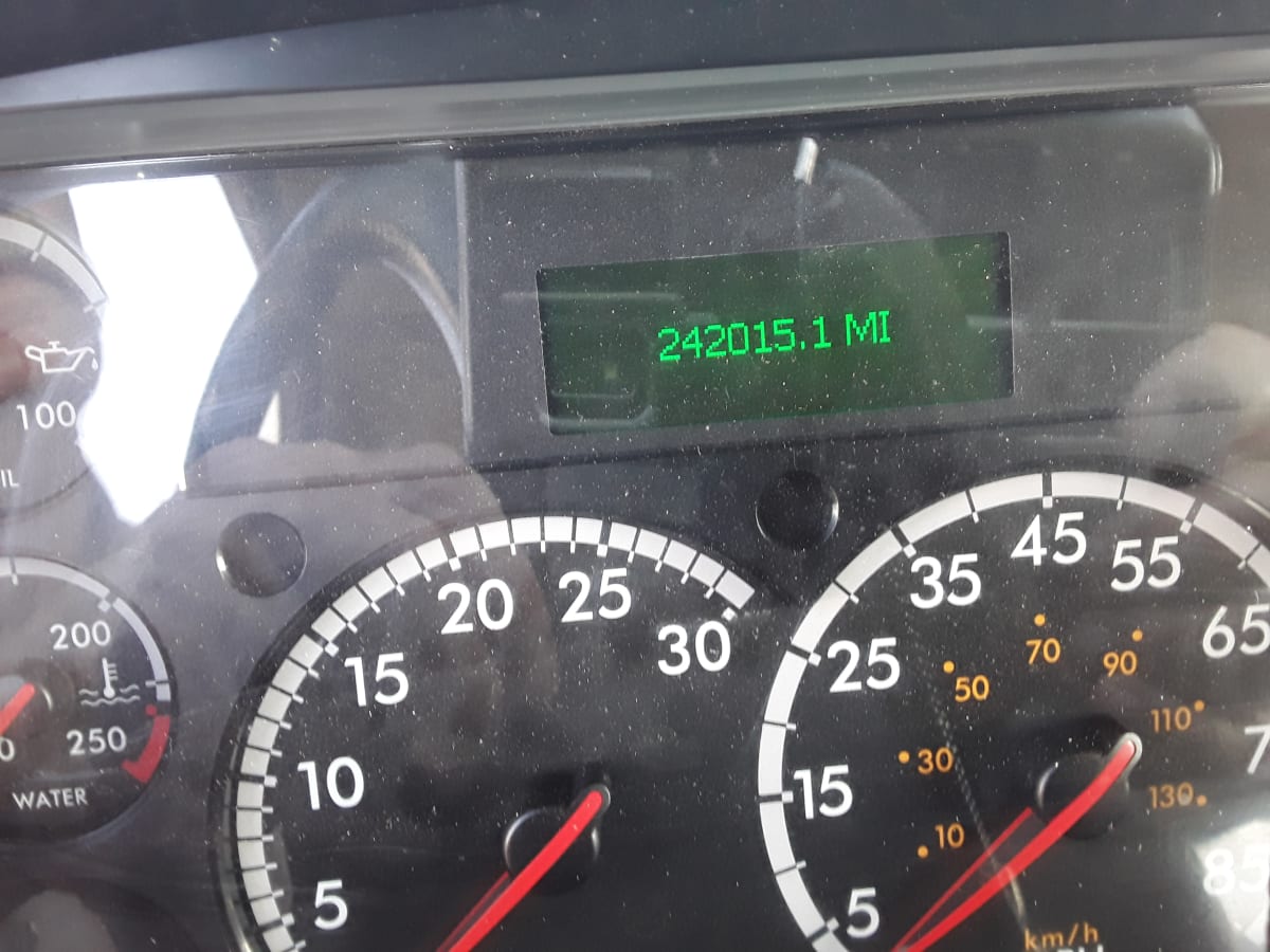 2020 Freightliner/Mercedes M2 106 273672