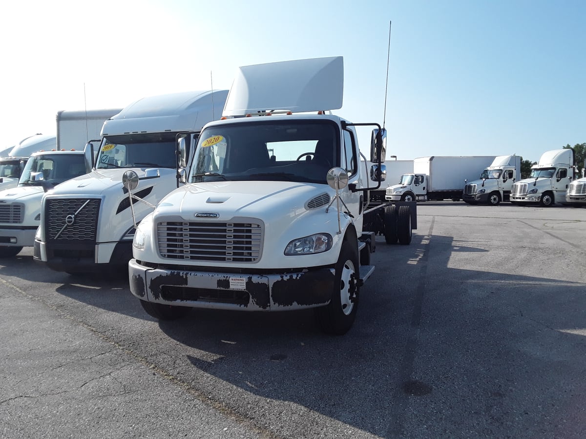 2020 Freightliner/Mercedes M2 106 273672