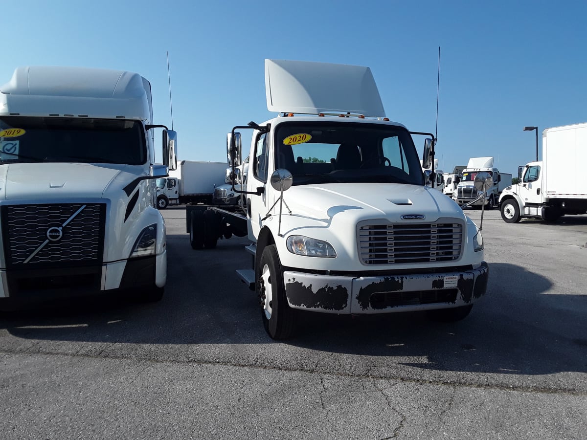 2020 Freightliner/Mercedes M2 106 273672