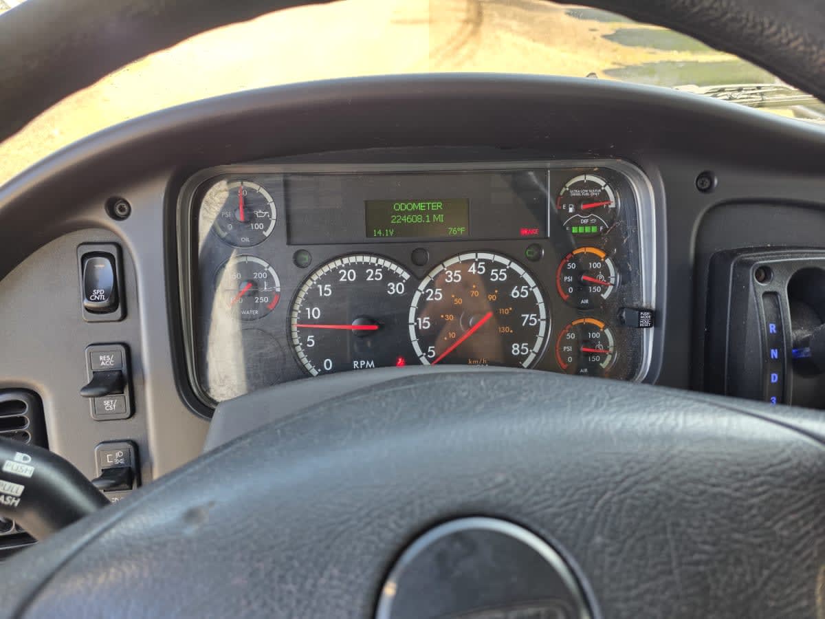 2020 Freightliner M2 106 273732