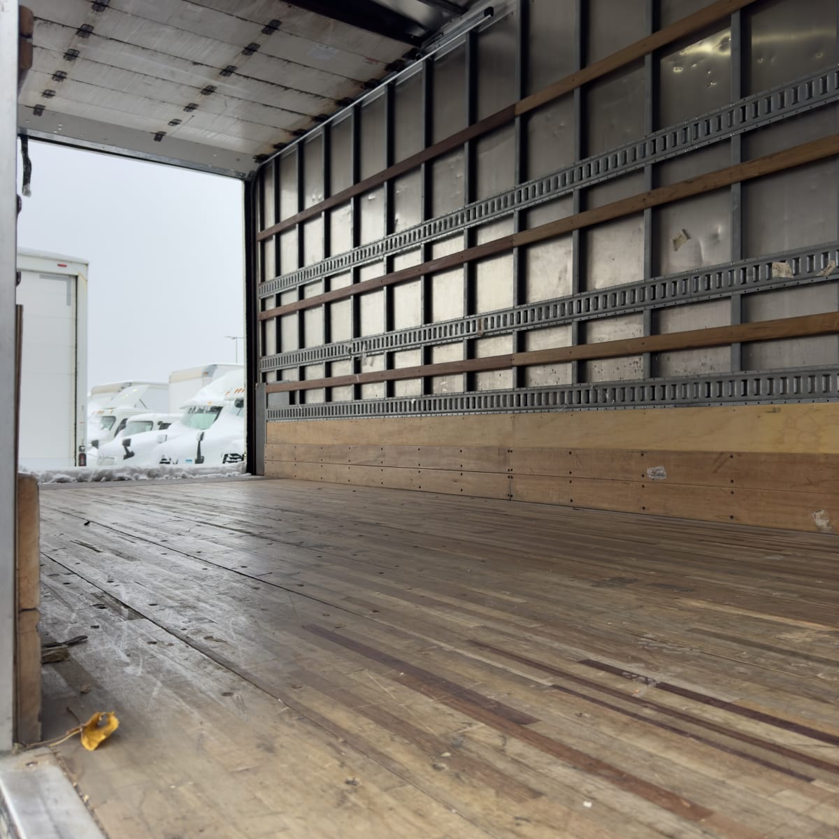 2020 Freightliner/Mercedes M2 106 273733