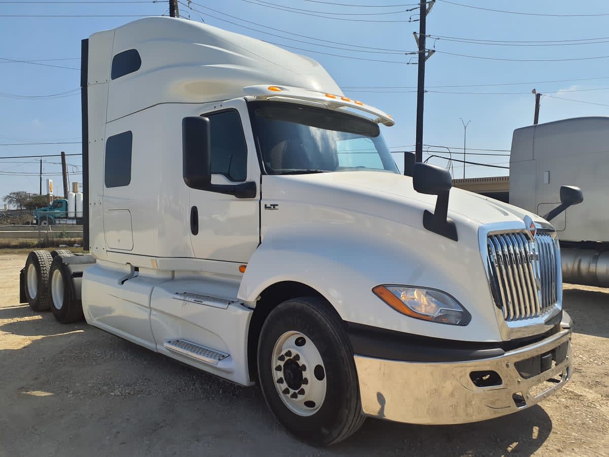 2020 Navistar International LT625 SLPR CAB 273790