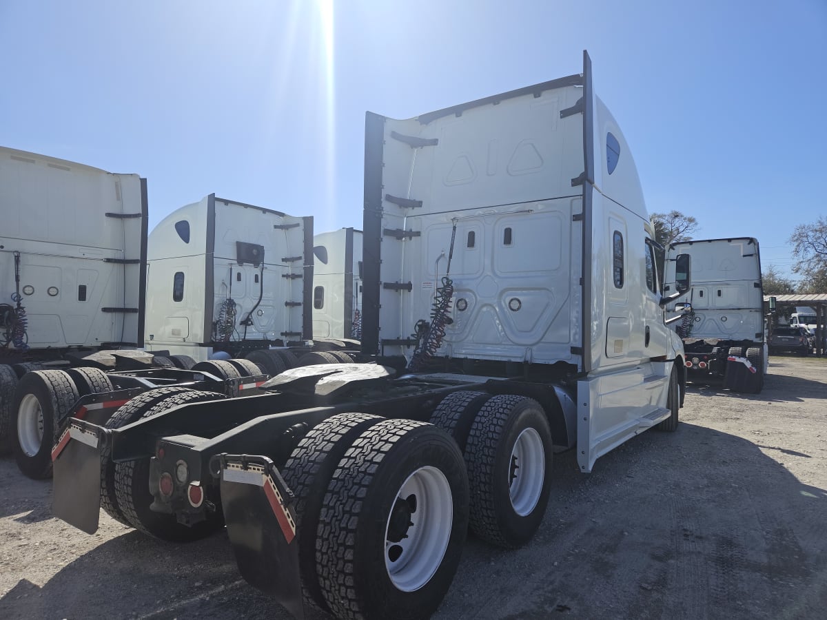 2020 Freightliner/Mercedes NEW CASCADIA PX12664 273805