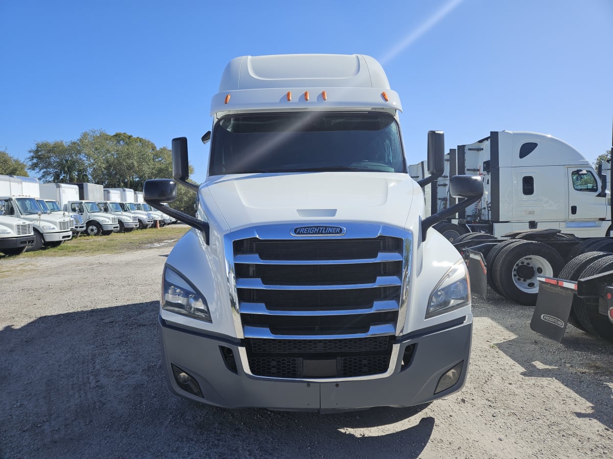 2020 Freightliner/Mercedes NEW CASCADIA PX12664 273805