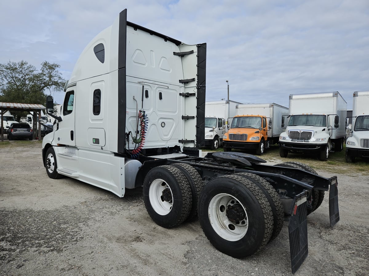 2020 Freightliner/Mercedes NEW CASCADIA PX12664 273806