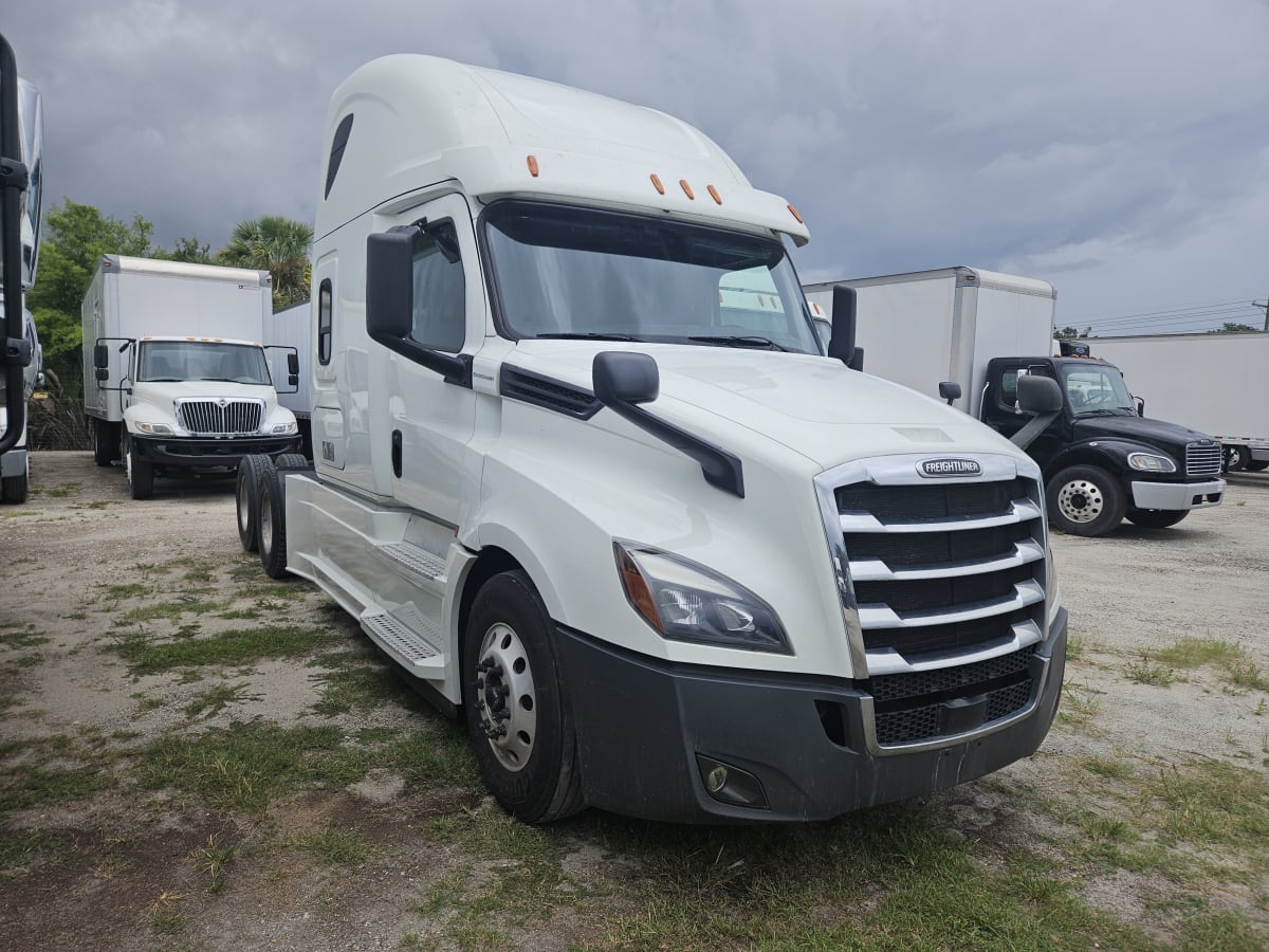 2020 Freightliner/Mercedes NEW CASCADIA PX12664 273809