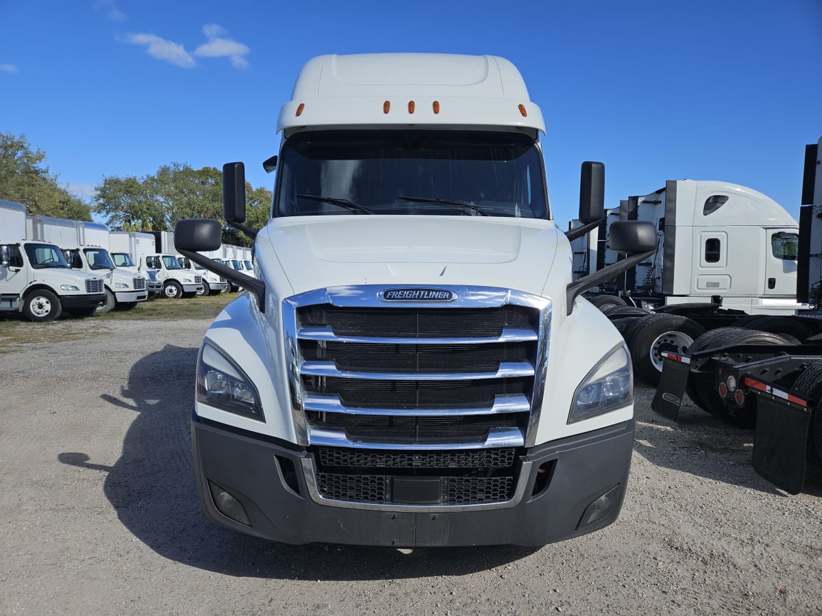 2020 Freightliner/Mercedes NEW CASCADIA PX12664 273810