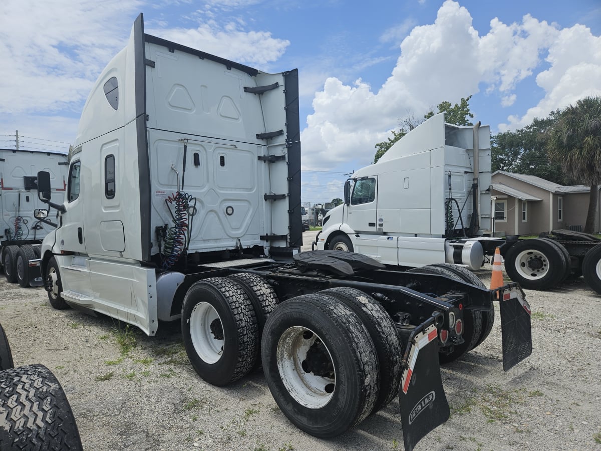 2020 Freightliner/Mercedes NEW CASCADIA PX12664 273813