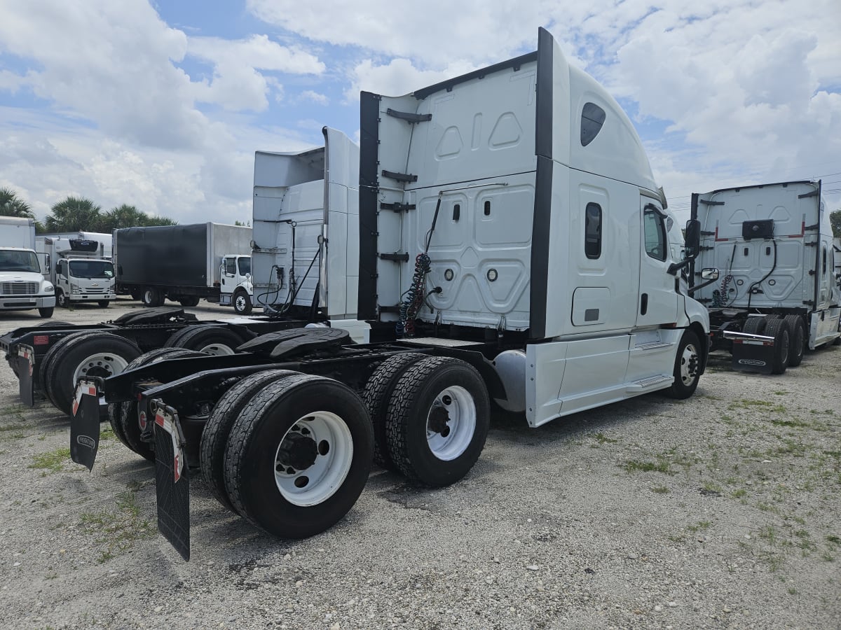 2020 Freightliner/Mercedes NEW CASCADIA PX12664 273813