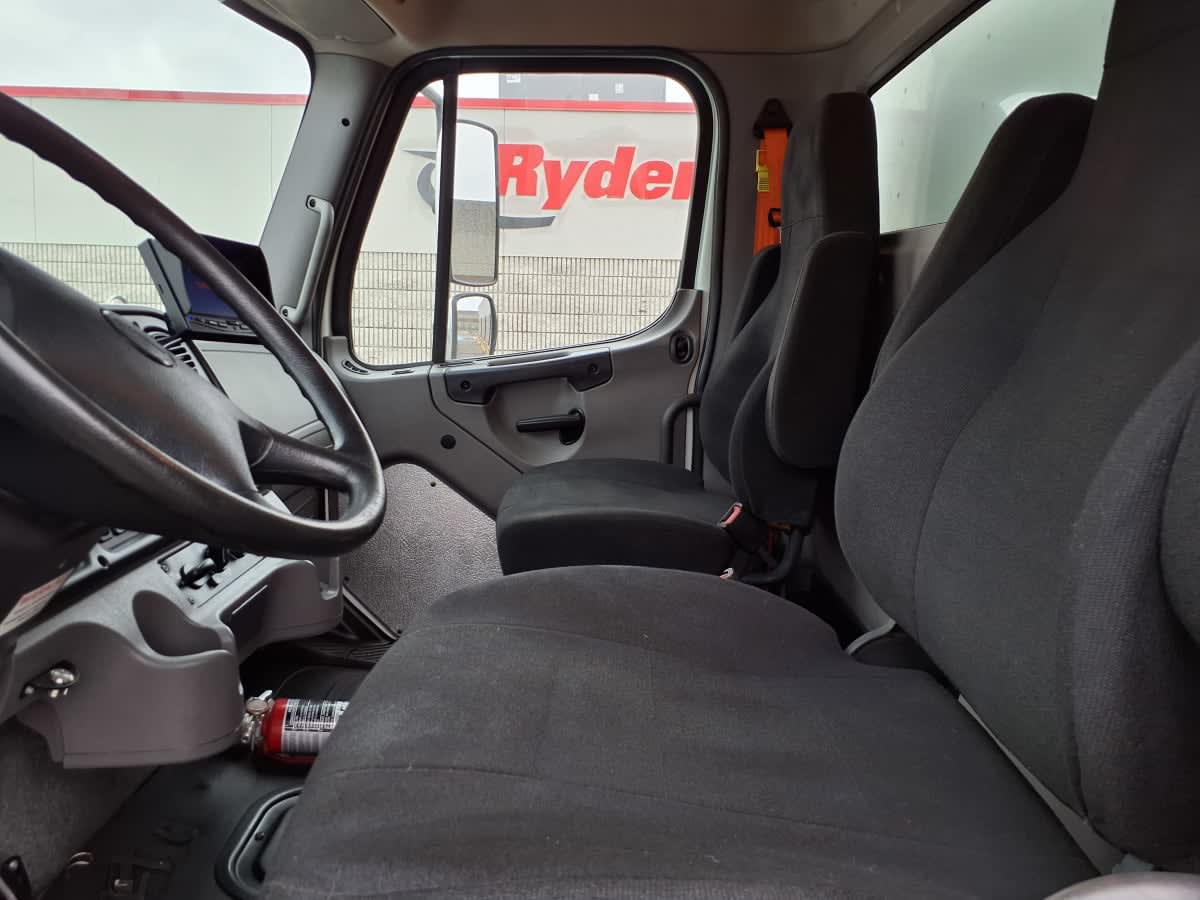 2020 Freightliner/Mercedes M2 106 273877