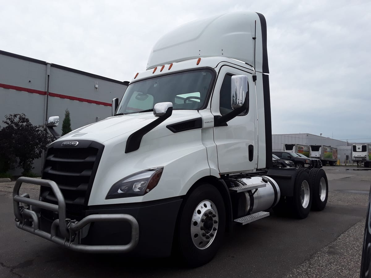 2020 Freightliner/Mercedes NEW CASCADIA 116 273916