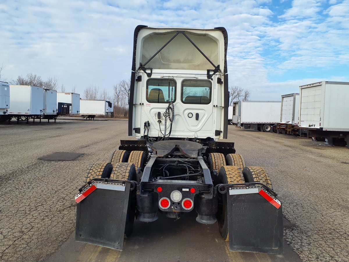 2020 Freightliner/Mercedes NEW CASCADIA 116 273919