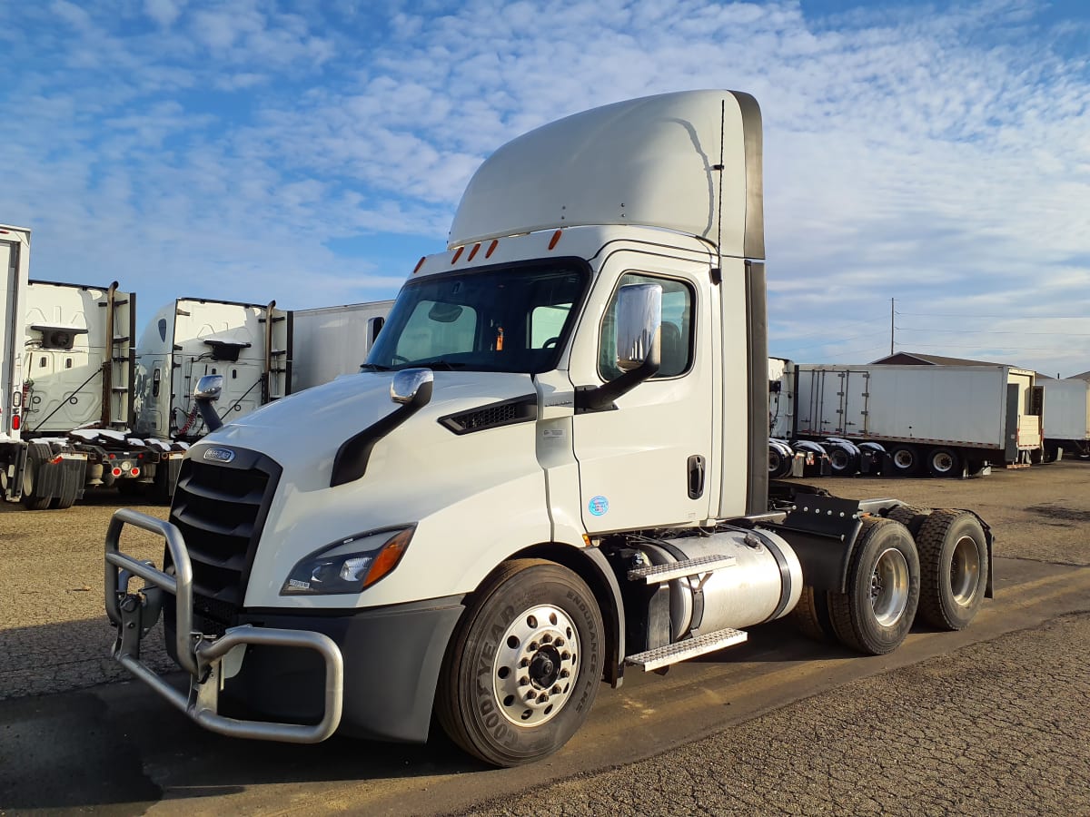 2020 Freightliner/Mercedes NEW CASCADIA 116 273919