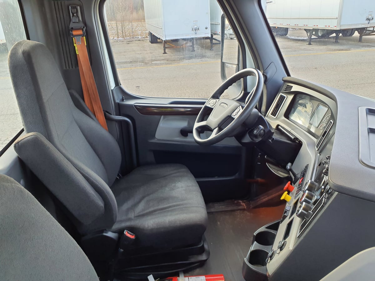 2020 Freightliner/Mercedes NEW CASCADIA 116 273919