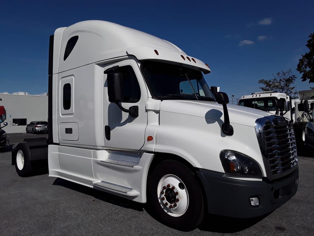 2020 Freightliner/Mercedes CASCADIA 125 273926