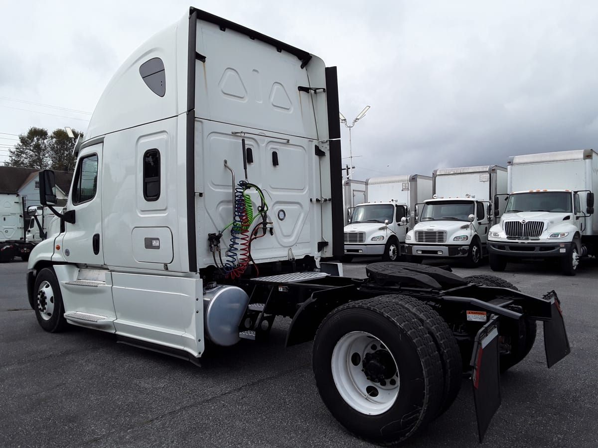 2020 Freightliner/Mercedes CASCADIA 125 273927