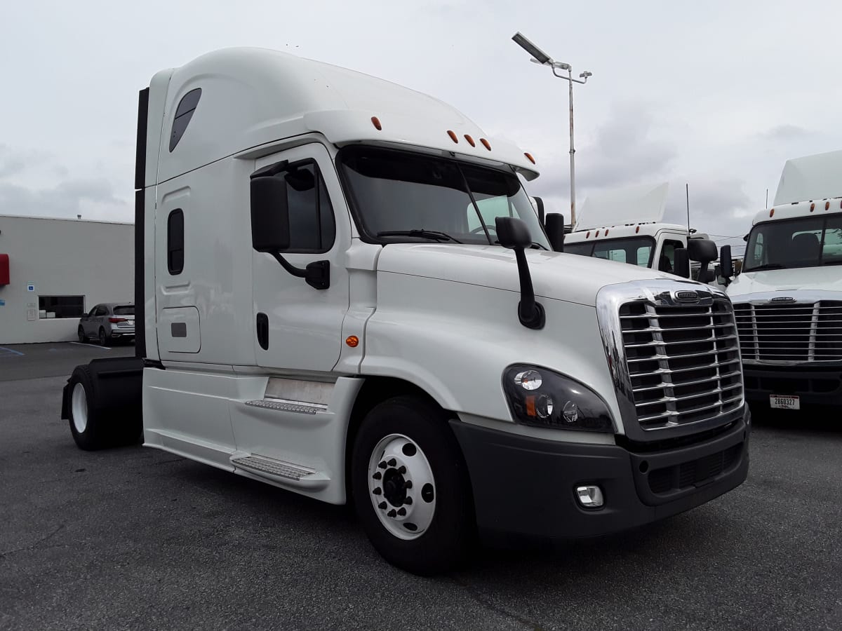 2020 Freightliner/Mercedes CASCADIA 125 273927