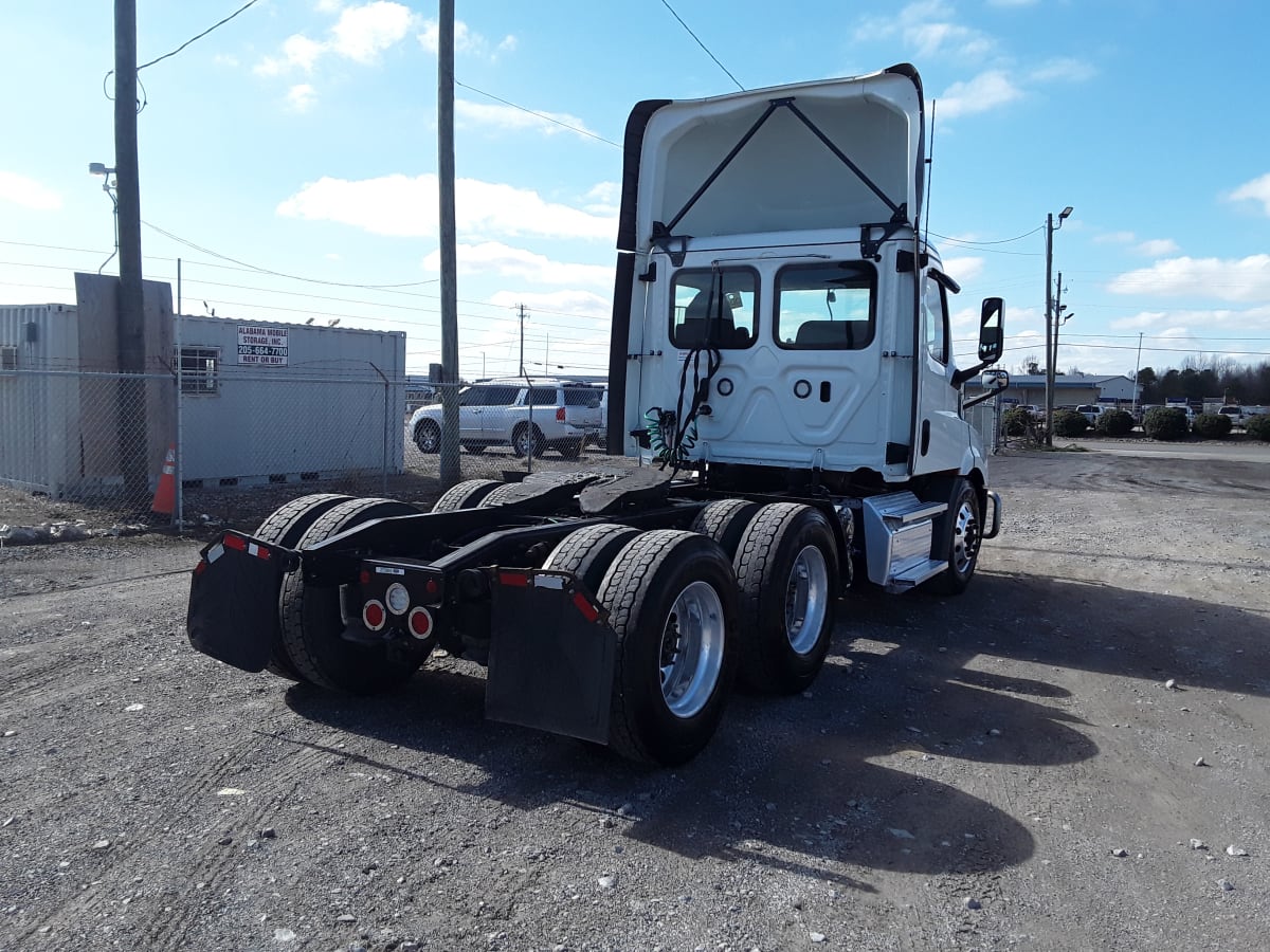 2020 Freightliner/Mercedes NEW CASCADIA 116 273955