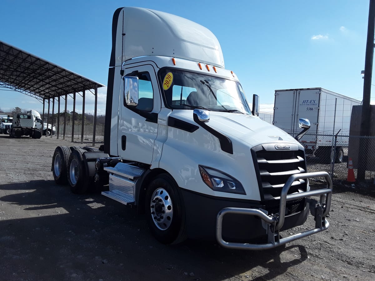 2020 Freightliner/Mercedes NEW CASCADIA 116 273955