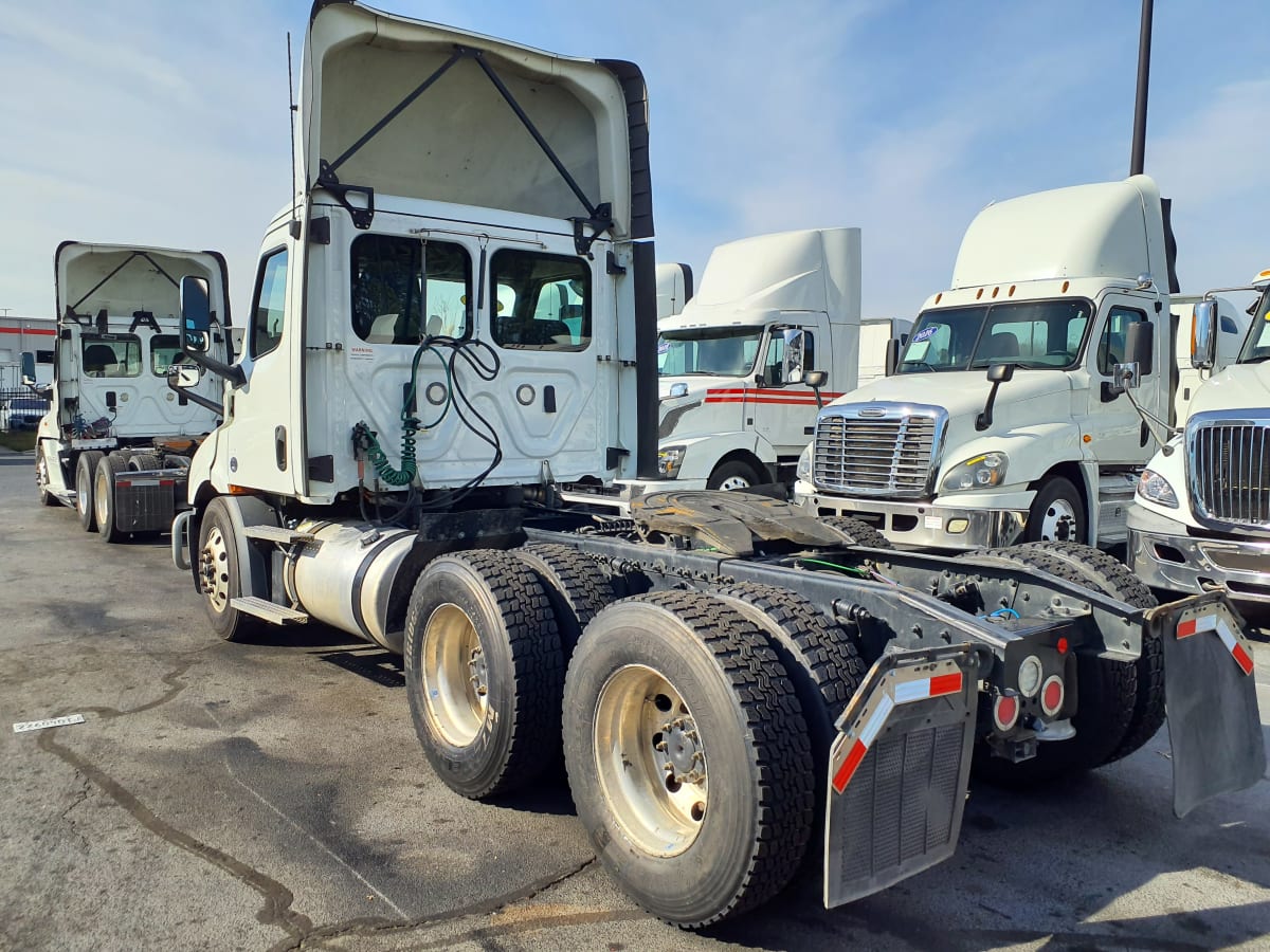 2020 Freightliner/Mercedes NEW CASCADIA 116 273956