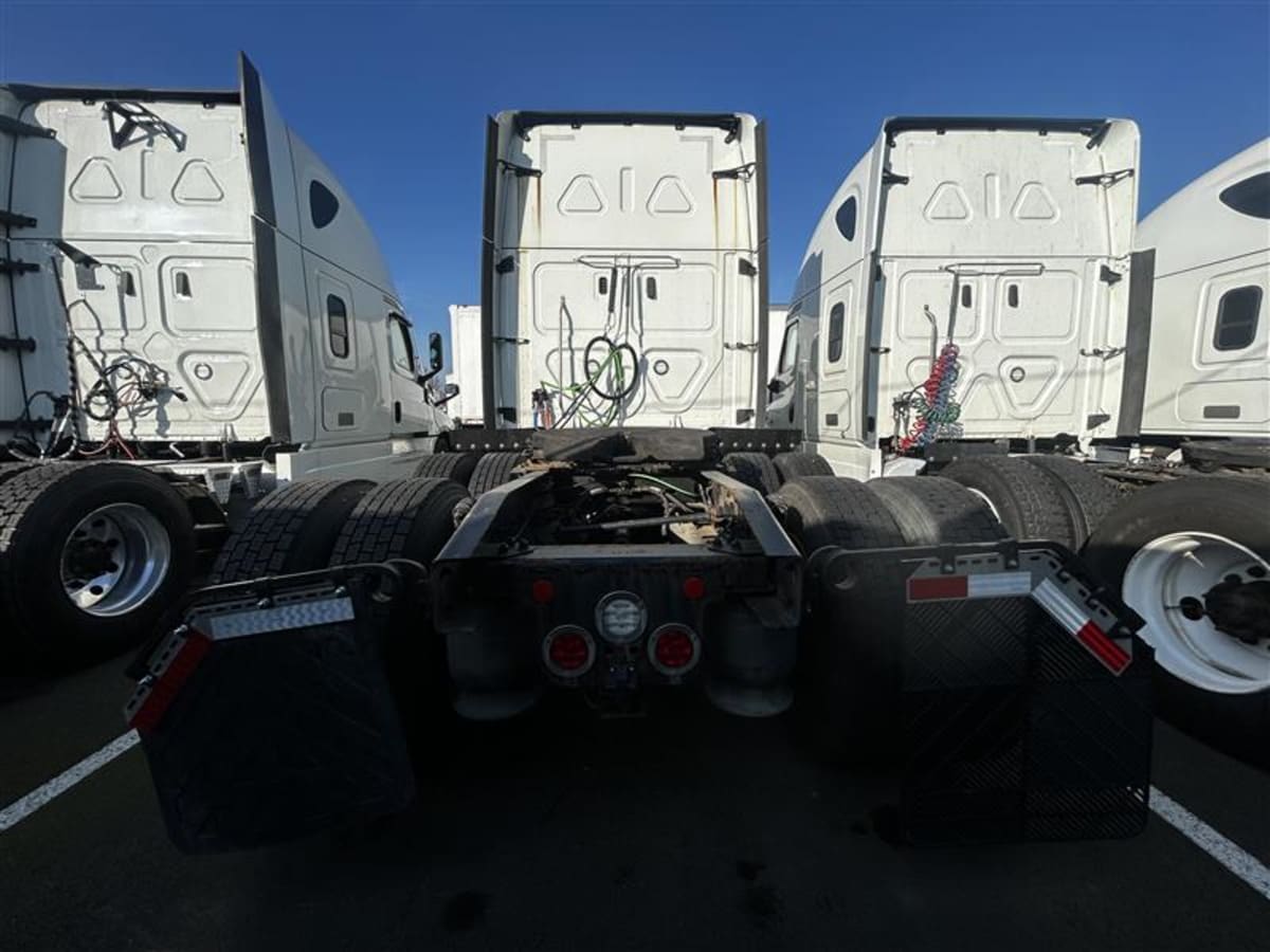 2020 Freightliner/Mercedes NEW CASCADIA PX12664 273970