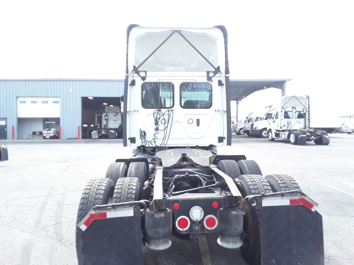 2020 Freightliner/Mercedes NEW CASCADIA 116 273972