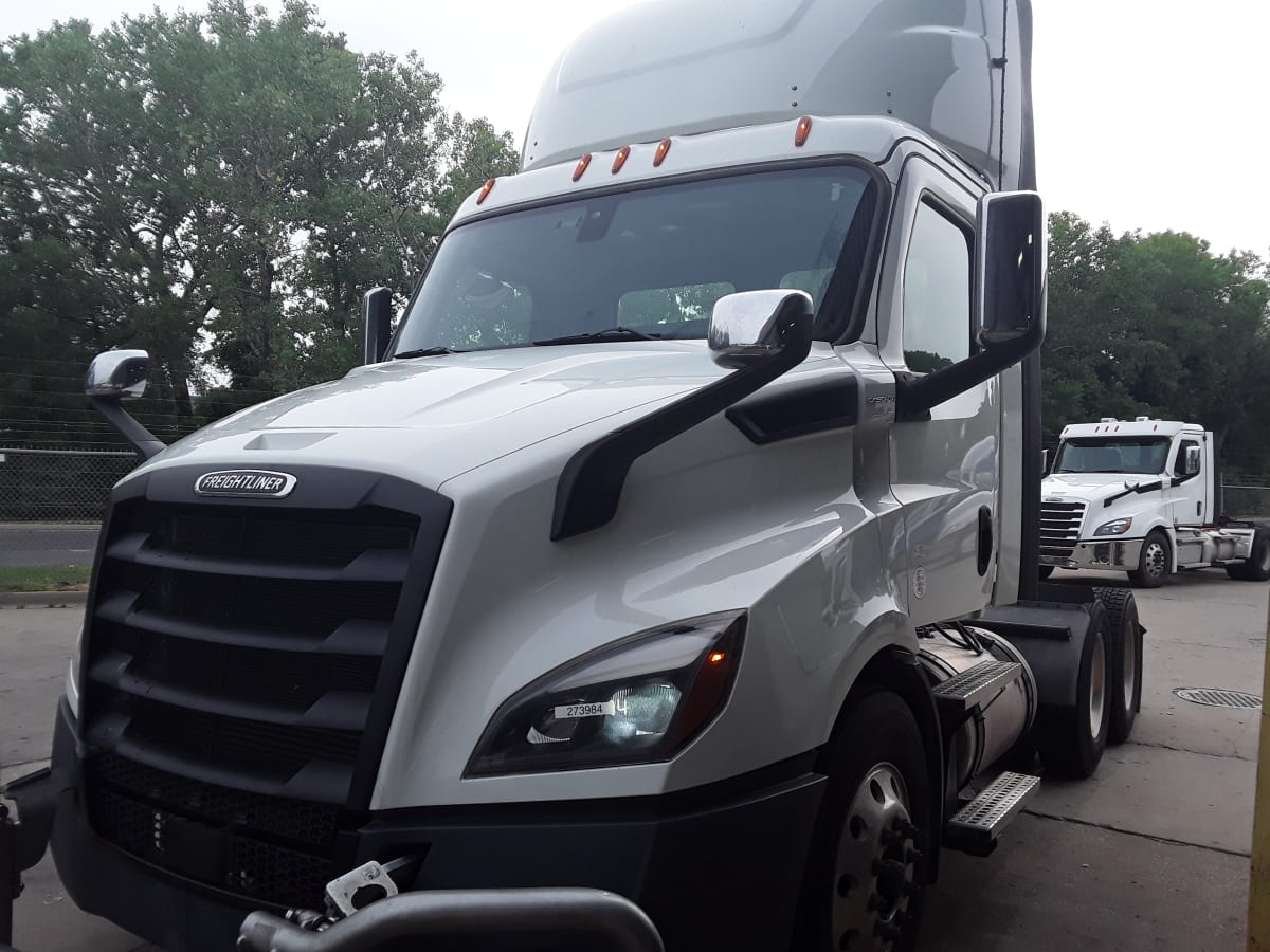 2020 Freightliner/Mercedes NEW CASCADIA 116 273984