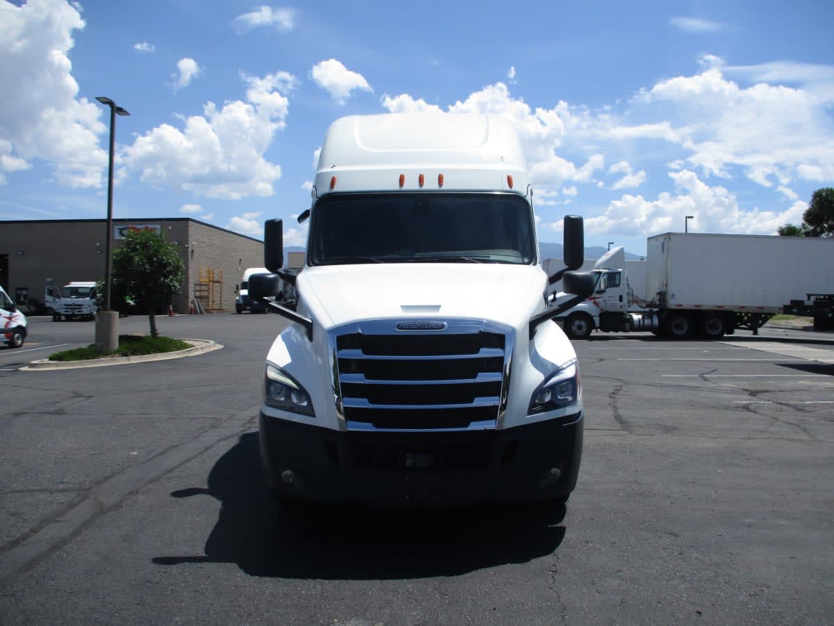 2020 Freightliner - image 2