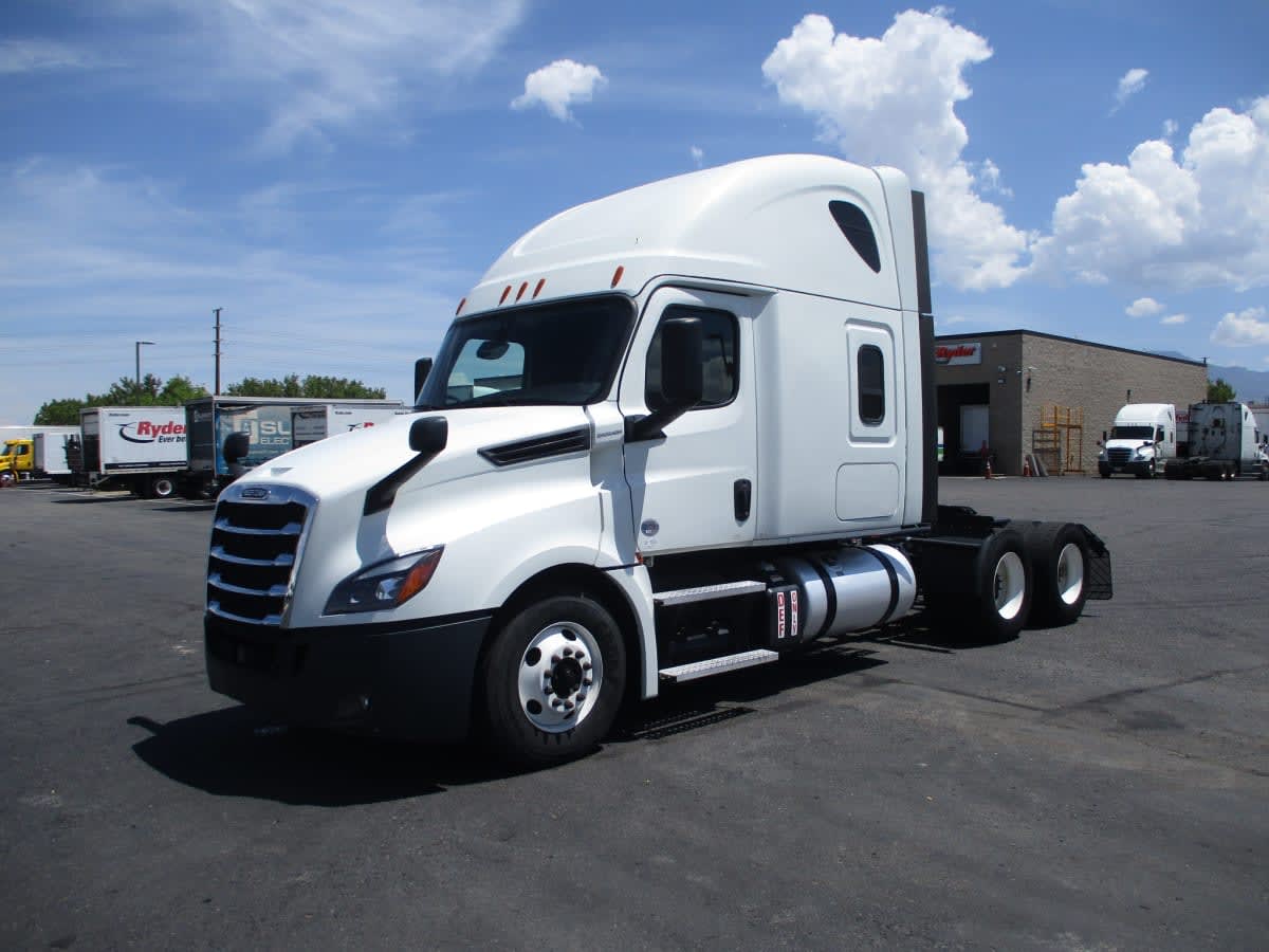2020 Freightliner - image 1