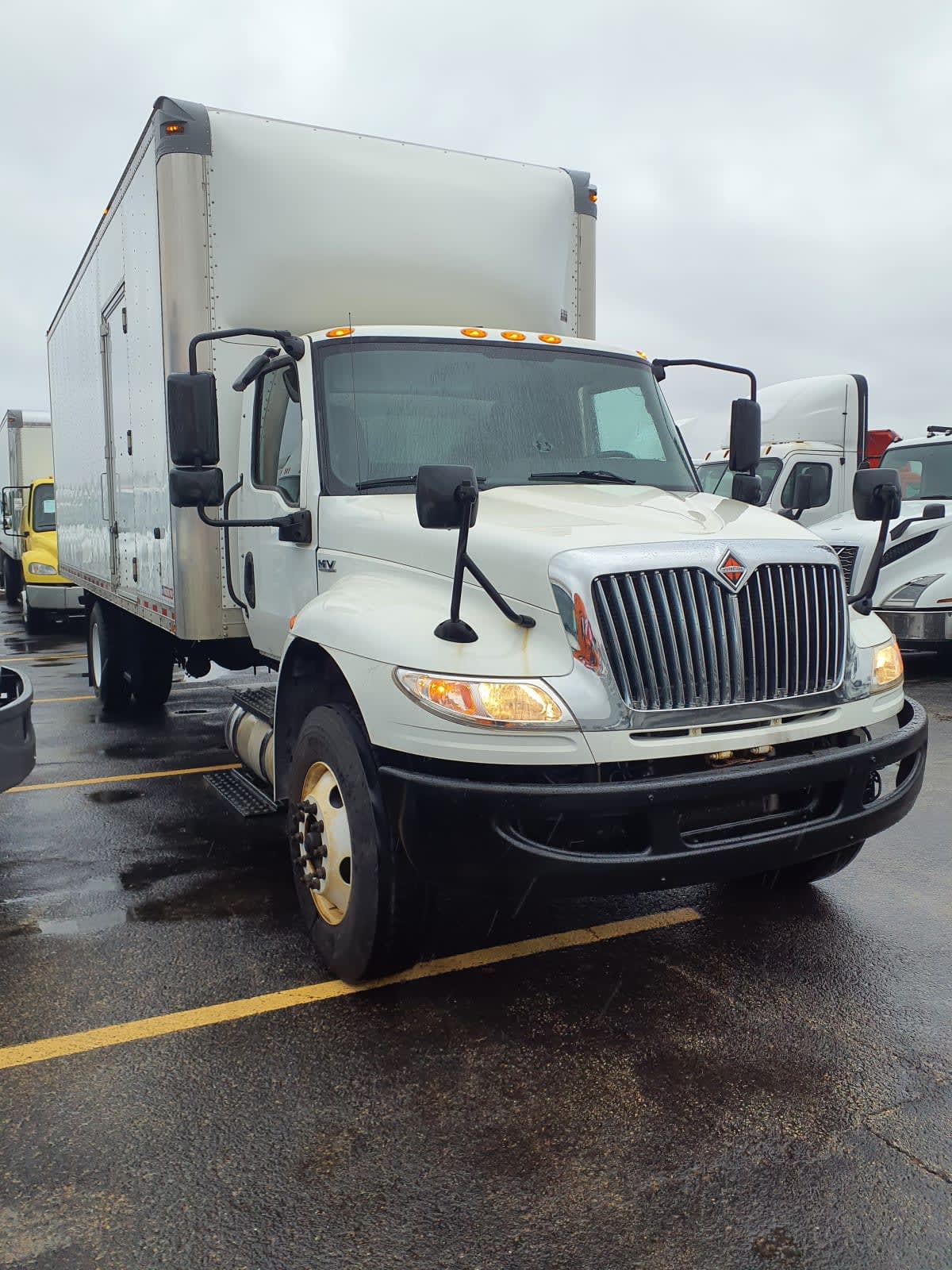 2020 Navistar International MV607 (4X2) 274039