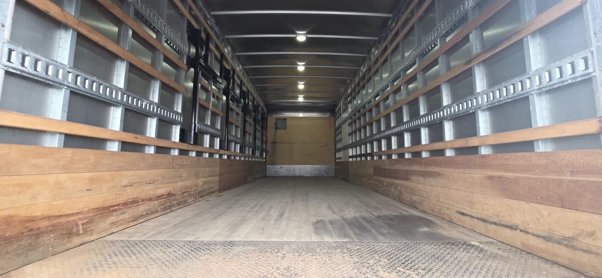 2020 Freightliner/Mercedes M2 106 274165