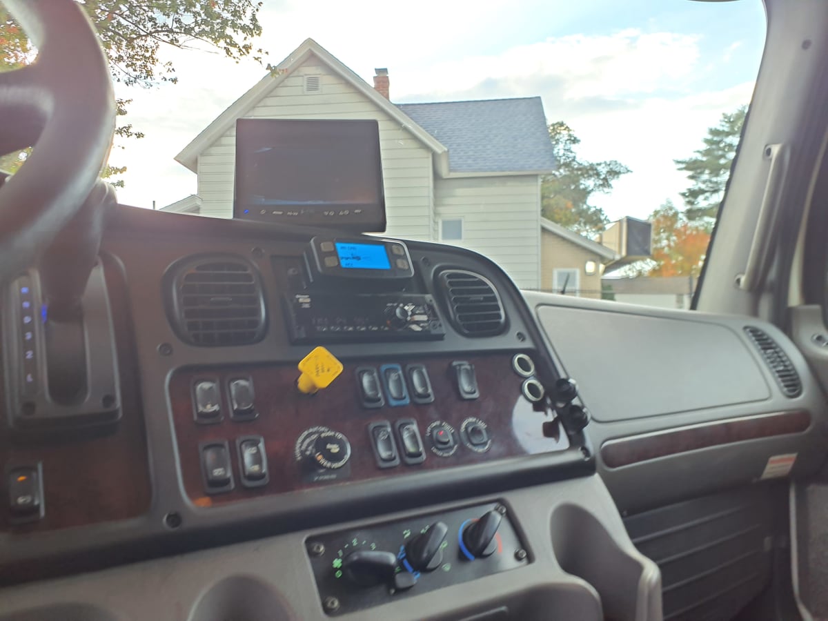 2020 Freightliner/Mercedes M2 106 274182