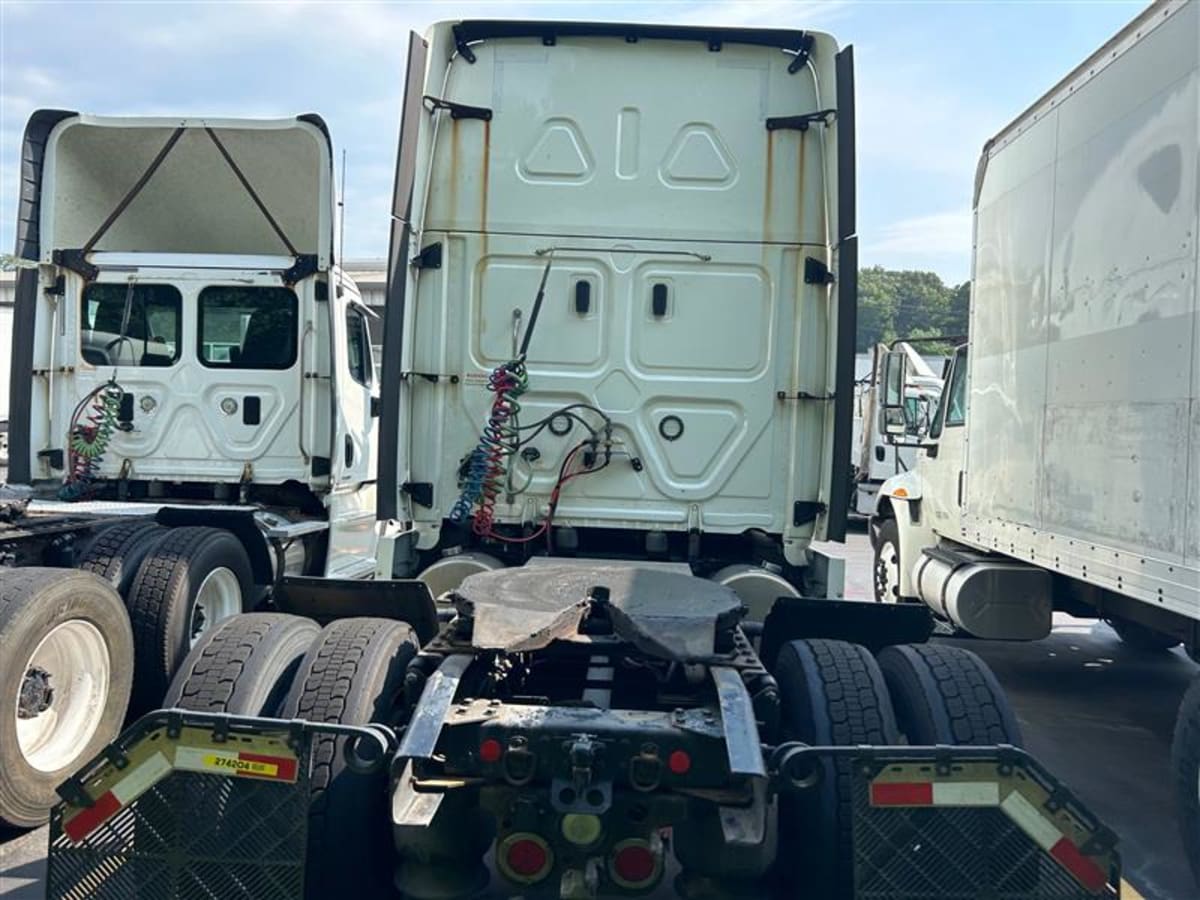 2020 Freightliner/Mercedes CASCADIA 125 274204