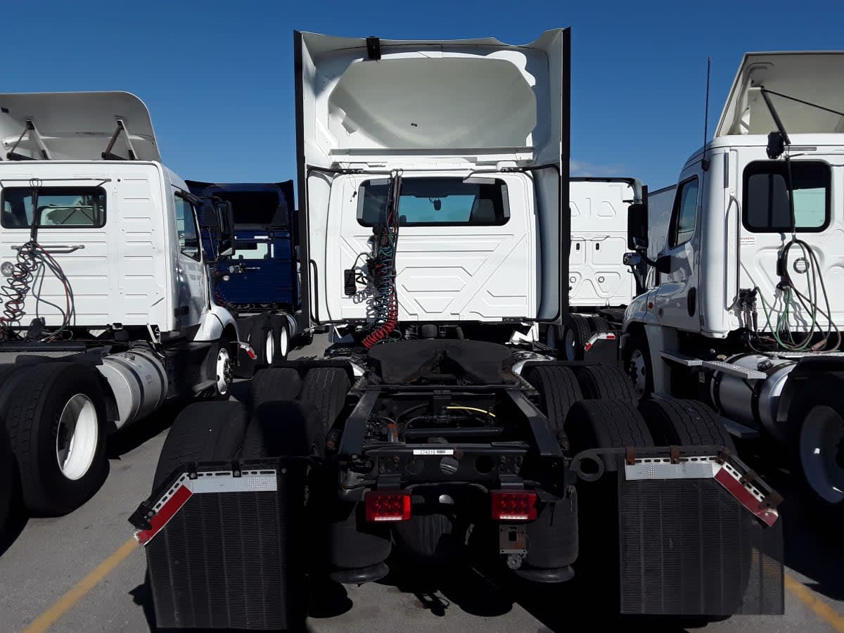 2020 International - image 5