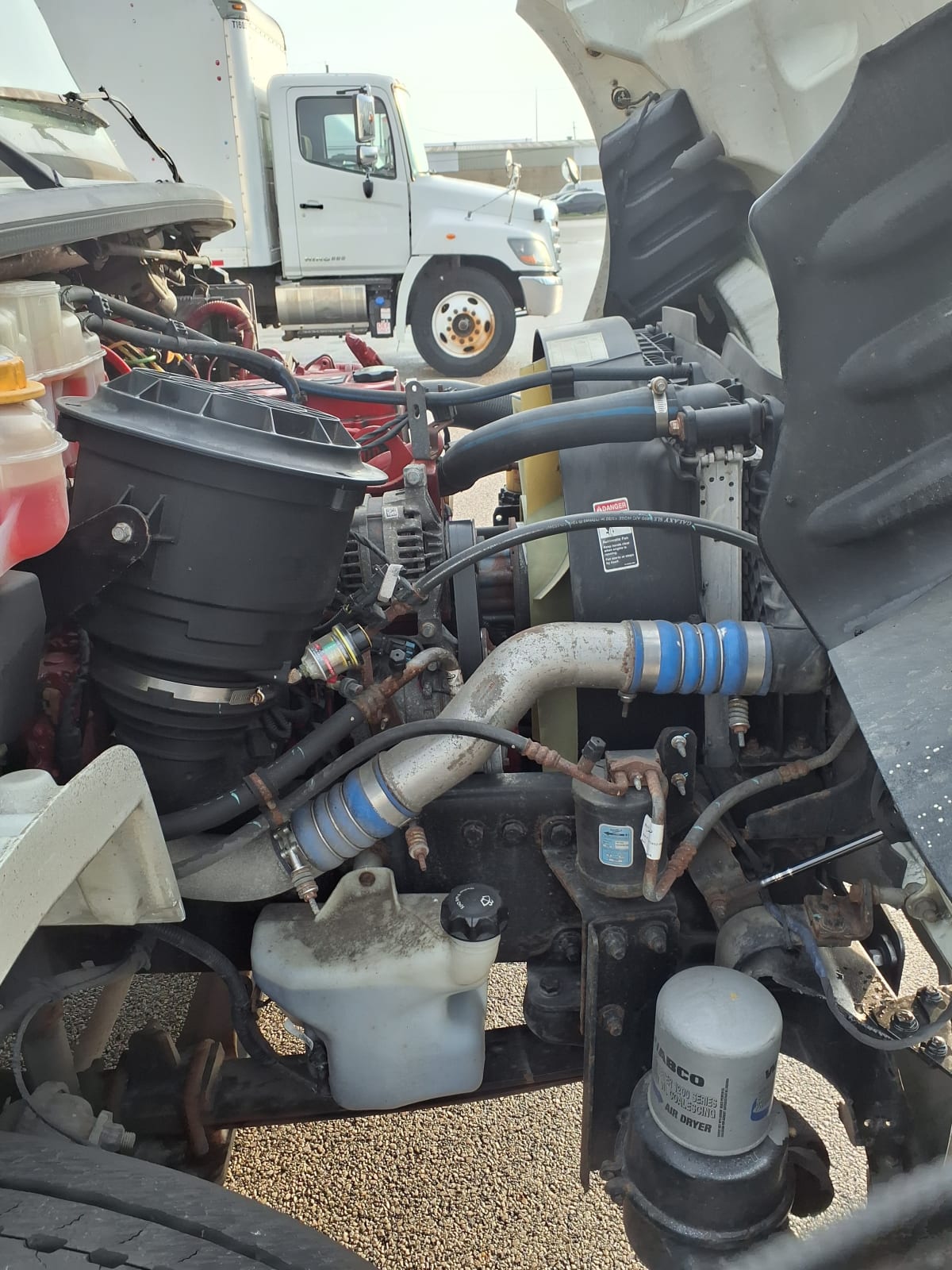 2020 Freightliner/Mercedes M2 106 274366