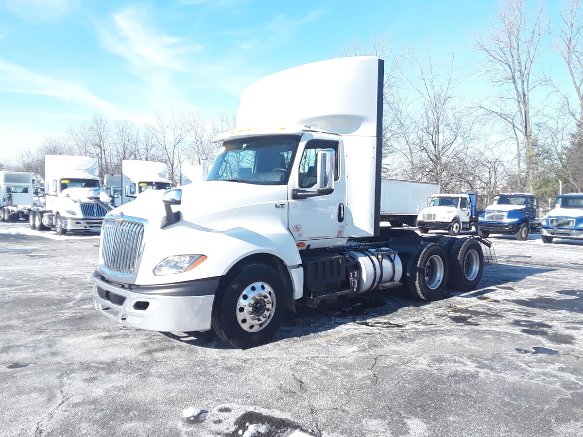 2020 Navistar International LT625 DAYCAB T/A 274420 2020 Navistar International LT625 DAYCAB T/A 274420
