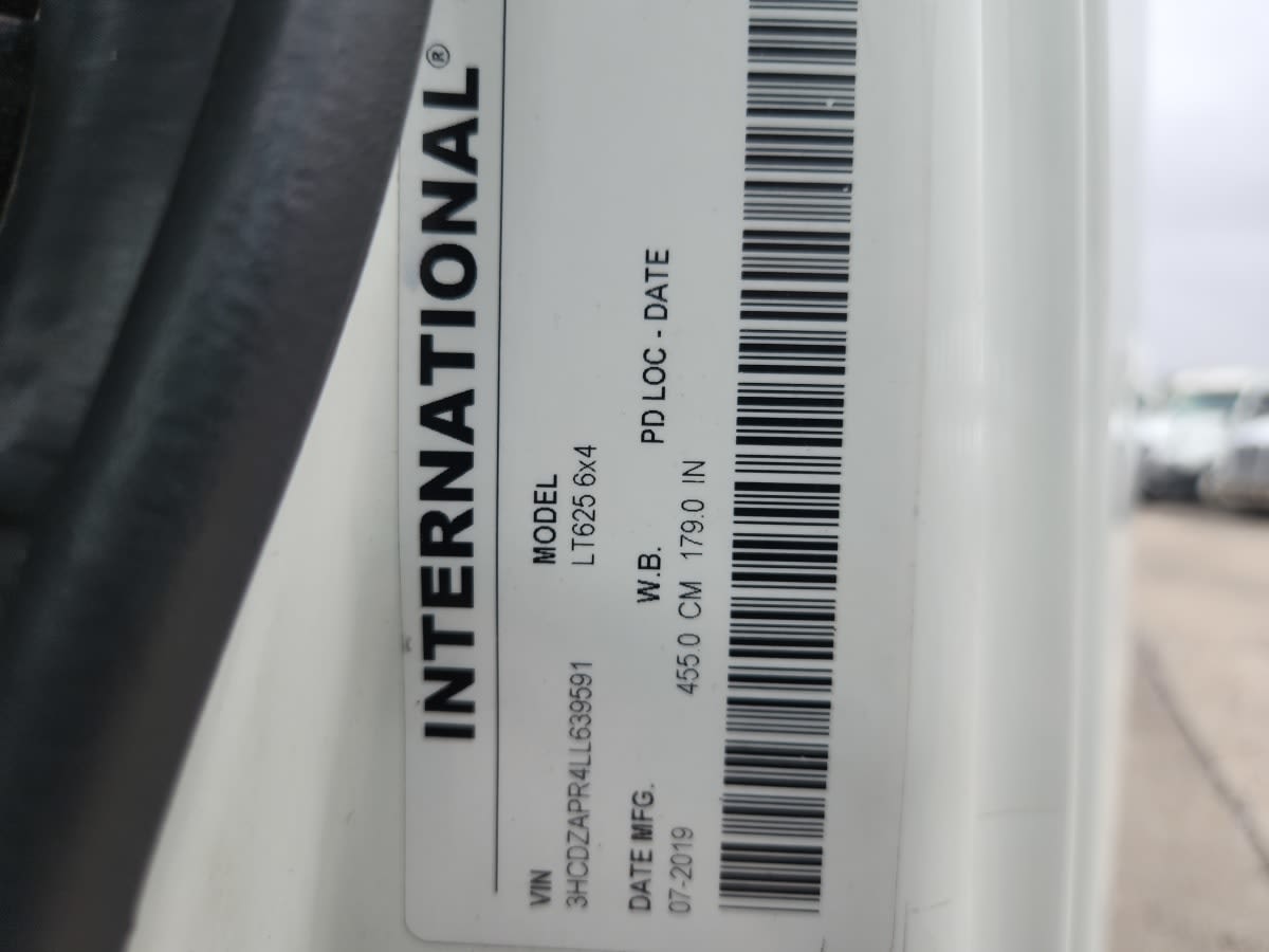 2020 Navistar International LT625 DAYCAB T/A 274424