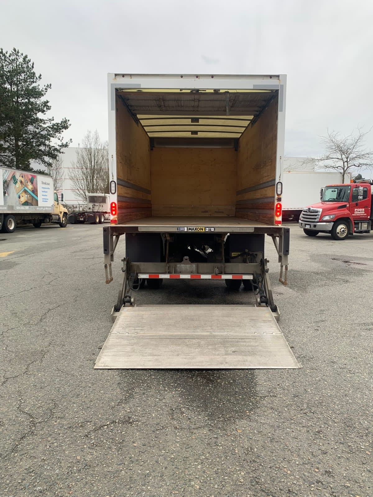 2020 Freightliner/Mercedes M2 106 274454