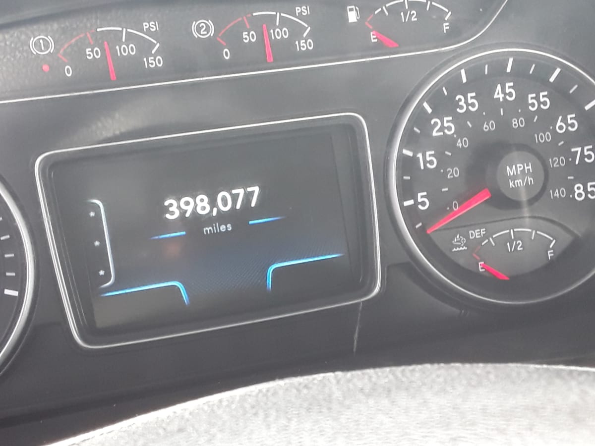 2020 International - image 9