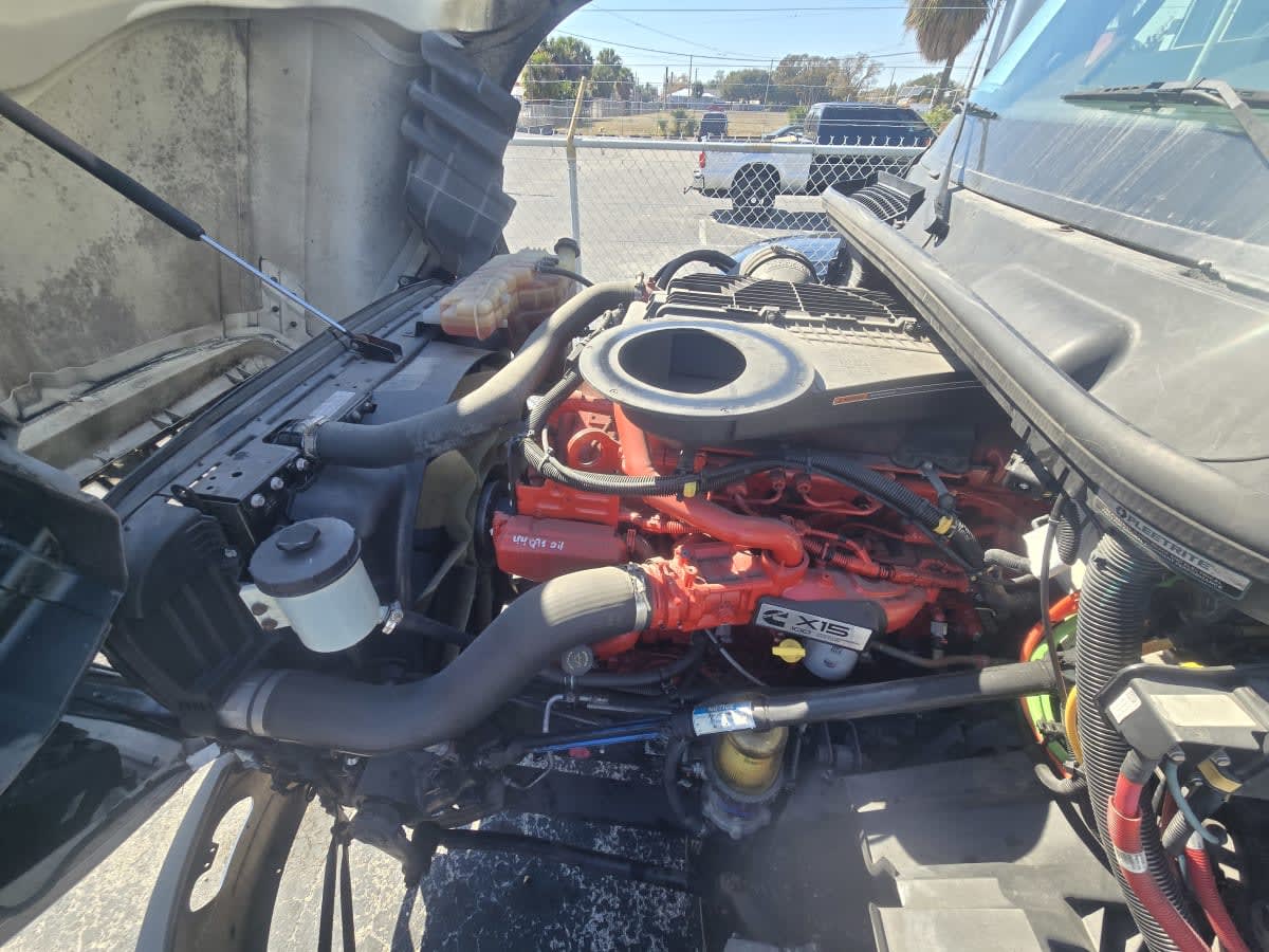 2020 International - image 8