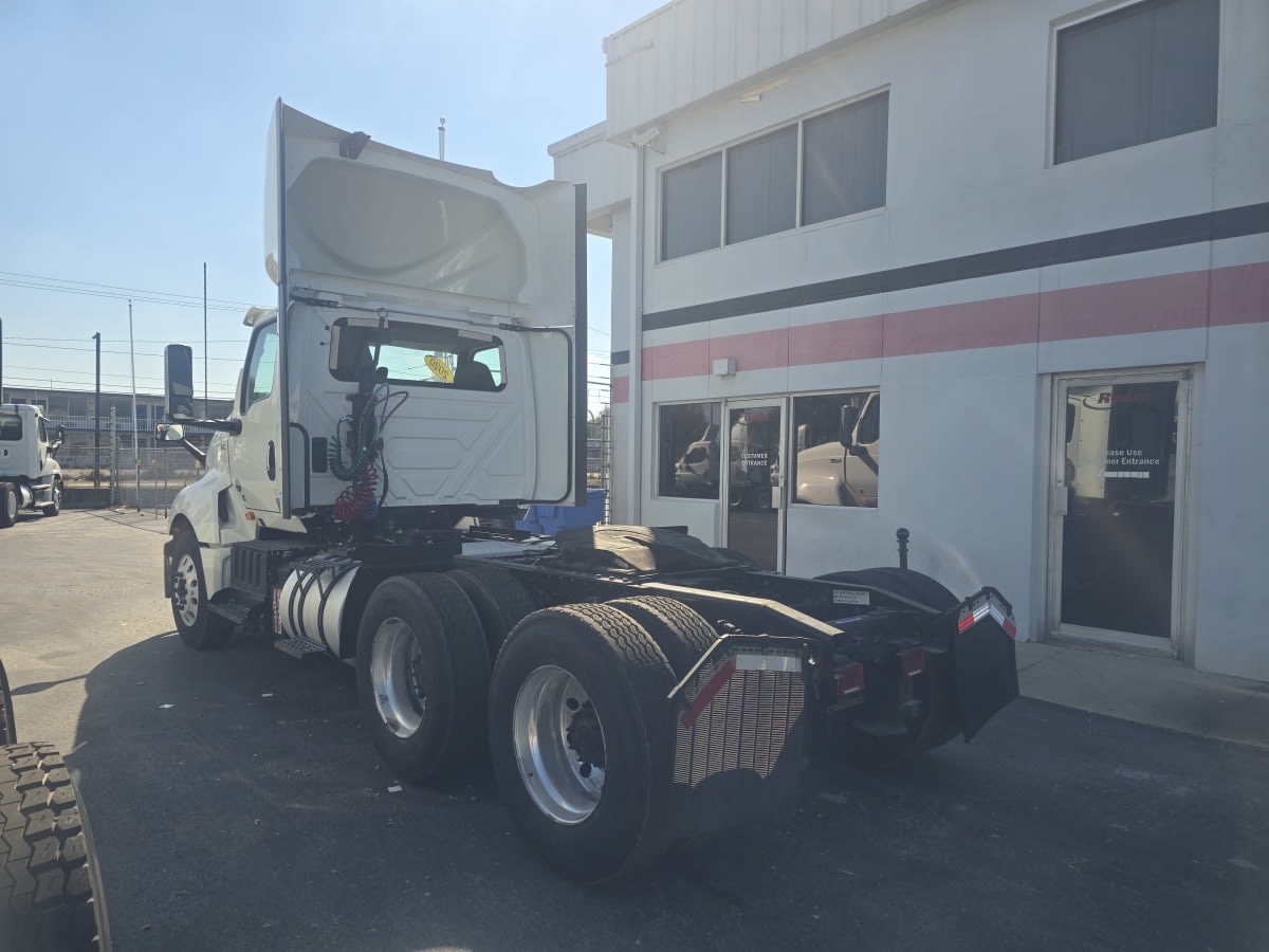 2020 International - image 4